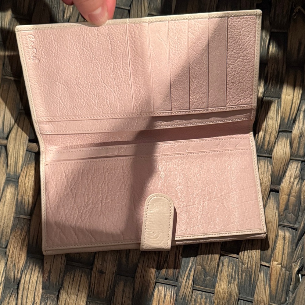 Pink Embossed Wallet - Picture 6 of 6